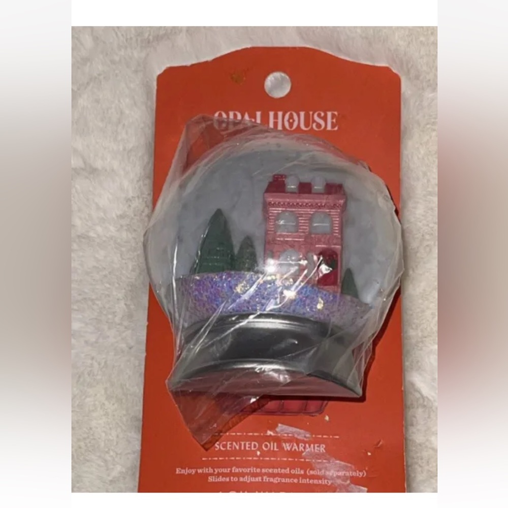 Opalhouse Snowglobe oil warmer plug